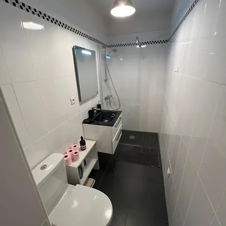 En Rez De Jardin Dans Résidence Appartement *